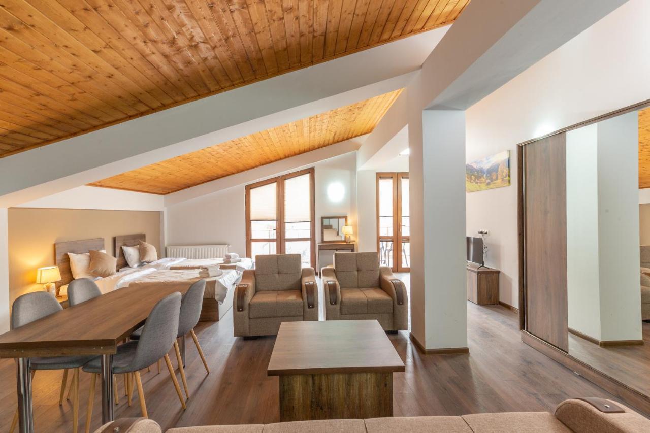 Pine Chalets By Ka Group グダウリ エクステリア 写真